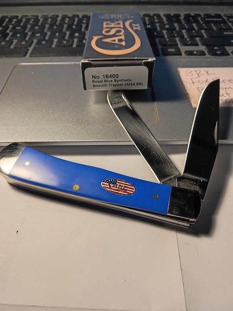 Case XX Knives Royal Blue Synthetic Trapper Item #16400 (4254 SS) 4 1/8 Length C