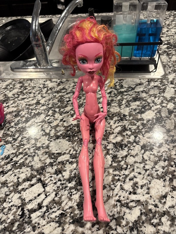 17 Inch Nude Gooliope Jellington Monster High Freak Du Chic
