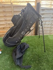 NIKE GOLF STAND BAG WITH SHOULDER STRAPS AND RAIN HOOD. FREE POST