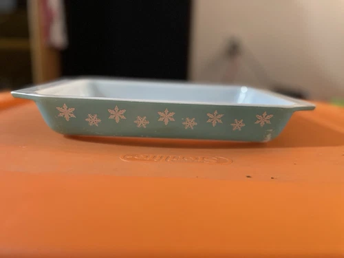 Vintage PYREX Turquoise Snowflake Casserole 548-B 1 1/4 Qt 550mc