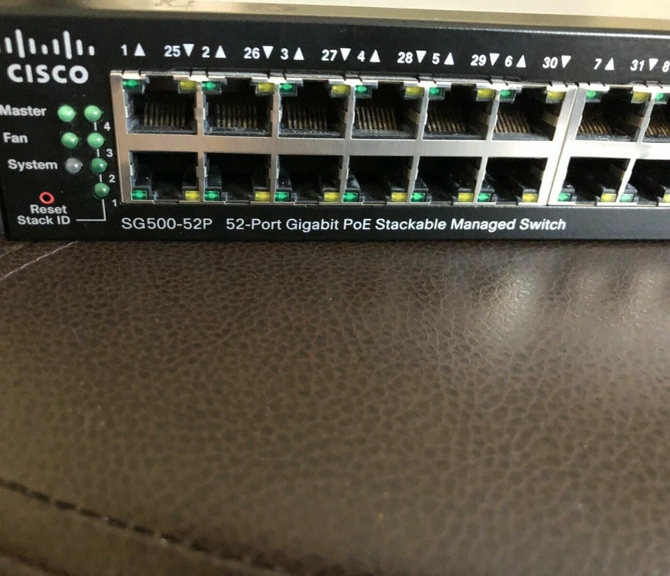 Cisco SG500-52P-K9  48 Port Gigabit Ethernet PoE+ 2xGE/2x5GE SFP SG500 52P  - Image 3 of 4