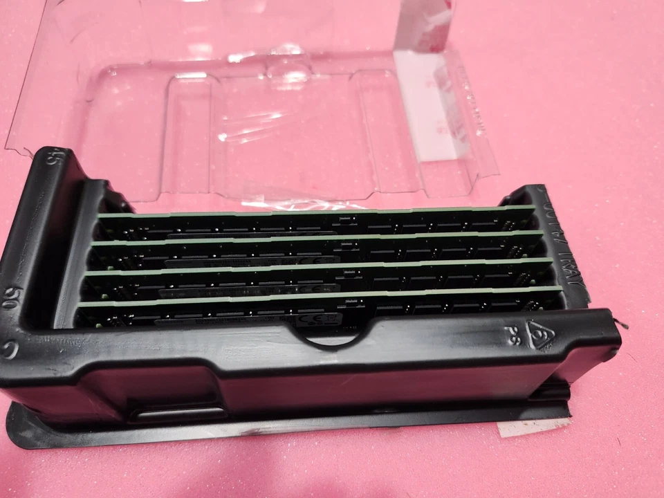 4X Samsung 8GB PC3L-12800R DDR3-1600 ECC Server Memory RAM M393B1G70EB0-YK0 - Image 3 of 3