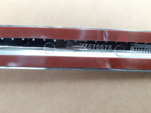 MITSUBISHI ECLIPSE CROSS 2018 - 2023 GENUINE REAR UPPER TAIL GATE GARNISH CHROME - Picture 7 of 9