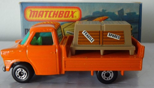 Matchbox Superfast 66- Ford Transit in Original Box - Picture 2 of 11