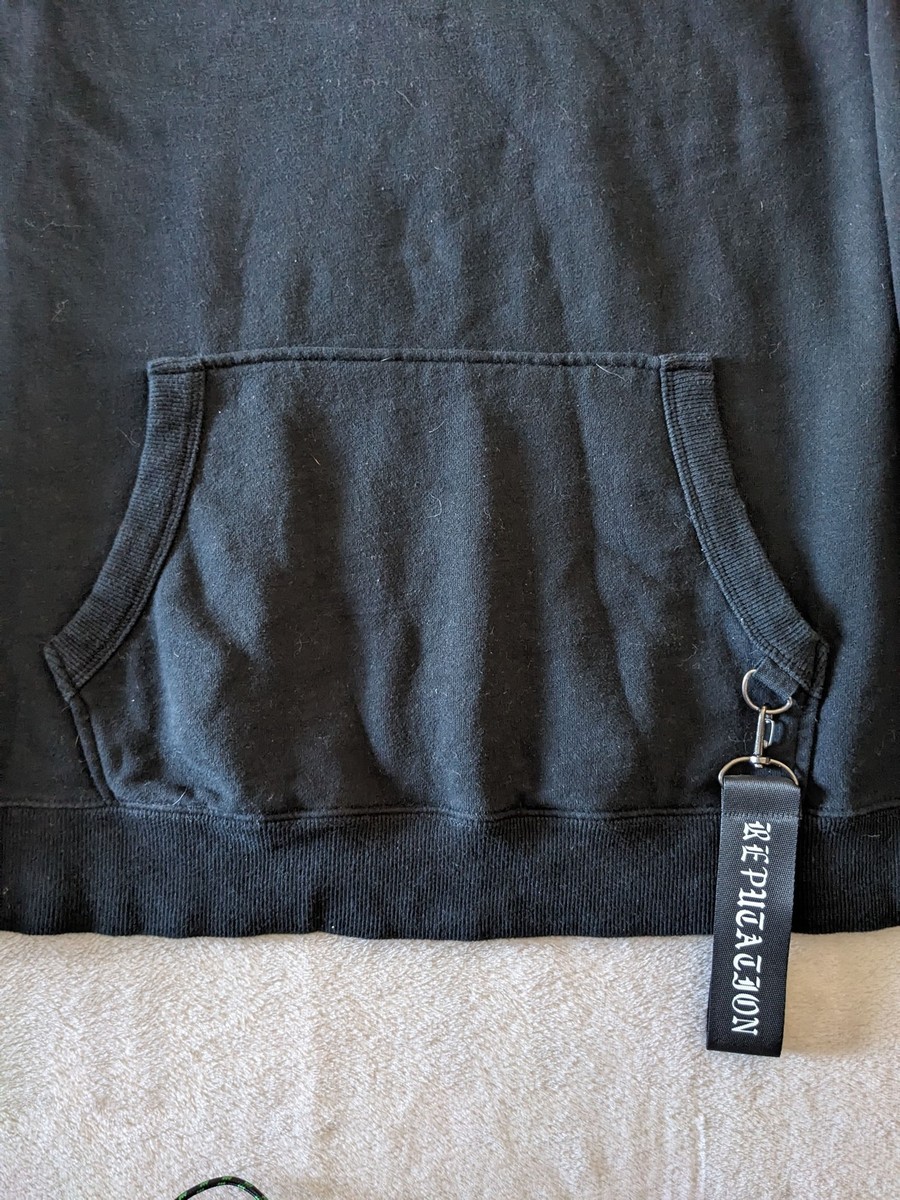 Taylor Swift - Reputation Stadium Tour Hoodie With Keychain
