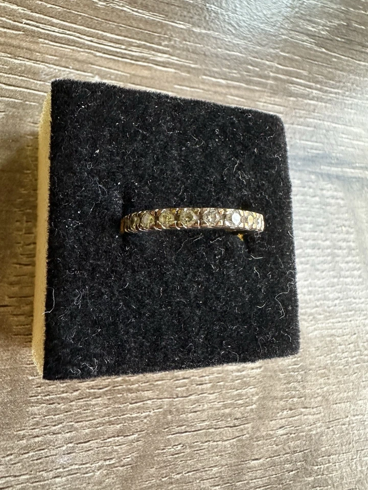 Anillo de plata de ley estampado 925 banda infinita circonita cúbica talla 6 Foto 2 de 4