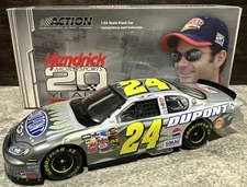 2004 Jeff Gordon #24 DuPont Hendrick 20th Anniversary 1:24 Action Nascar Diecast