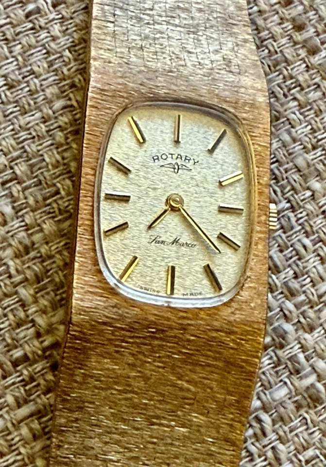 ✅ULTRA RARE Rotary Swiss NOS Watch - Textured Gold-Tone - Mechanical Vintage✅ - Image 2 of 4