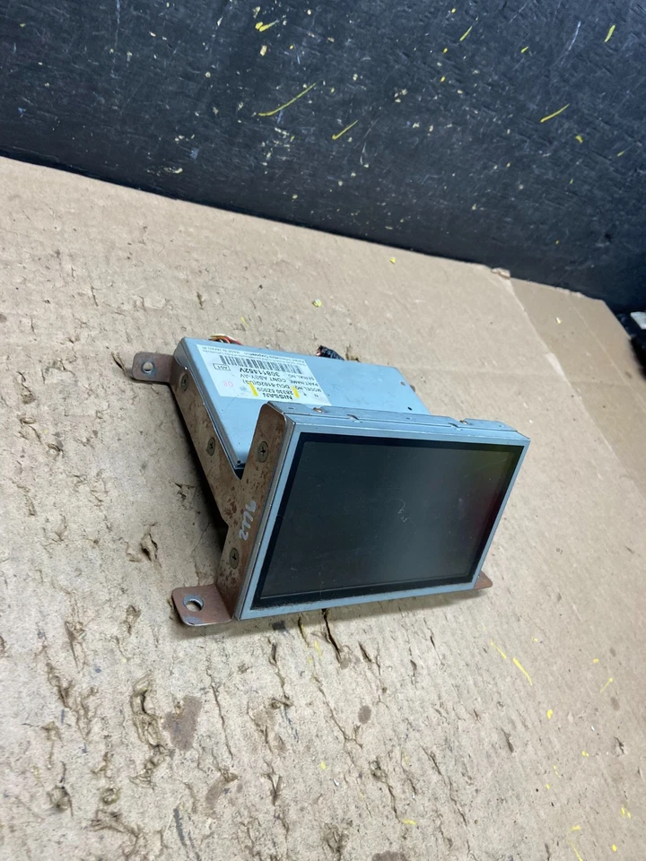 2004 a 2005 Nissan Armada GPS módulo de controle de tela 28330-5Z000 T8301 - Imagem 3 de 4