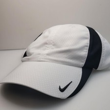 Nike Club Dri Fit Golf Running Hat Size M/L Strapback White Rare FD9709 101 NWT
