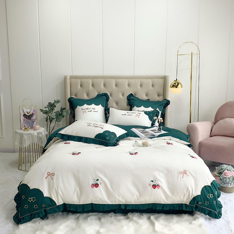Strawberry Bedding Set King Queen Bed 