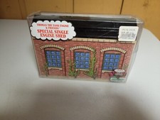 Thomas Wooden Railway 1994 Single Engine Shed New in Box 