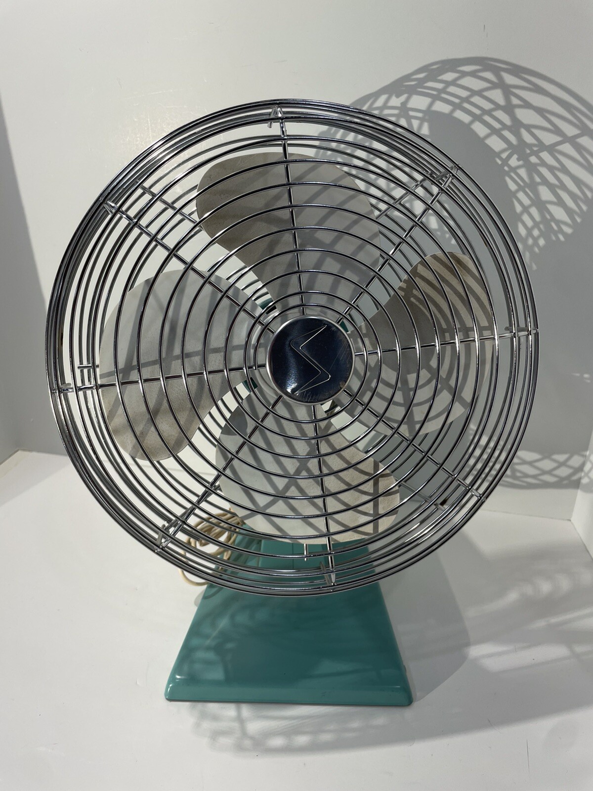 Vintage Superior Electric Fan Turquoise Model 1074 Fully Functional-image