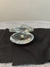 Swarovski Crystal Figurine SHELL WITH PEARL Retired