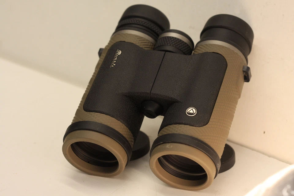 Burris Droptine Binocular ..8 X 42...Dielectric Coated.....metal eyecups - Image 4 of 4