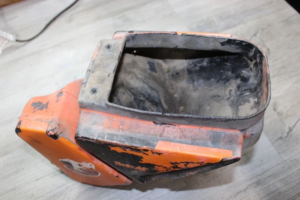 KTM 98-00 60 98-01 / 03-08 65 CAJA FILTRO DE AIRE CAJA DE AIRE 46006026000 #9933 Foto 2 de 4