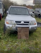 Mitsubishi Shogun Lwb Breaking