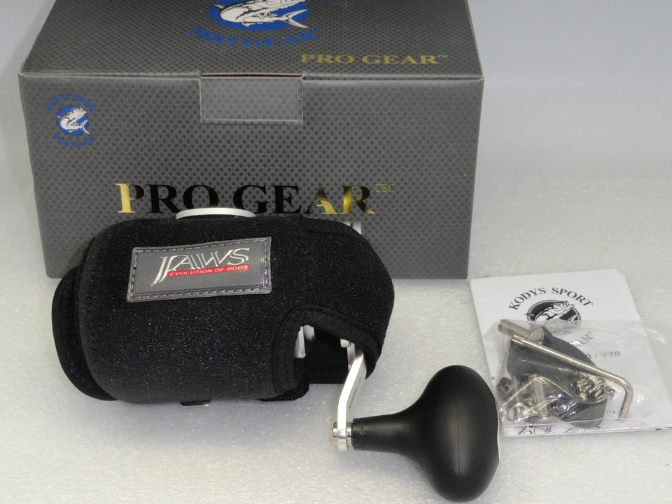 NEW Pro Gear Vengeance V30 Discontinued Star Drag reel Silver FREE JAWS COVER RH - Image 2 of 4
