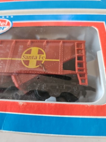 MODEL POWER 40' HOPPER SANTA FE 99246 VINTAGE - 8050 + 9125 train car lot - Afbeelding 7 van 7