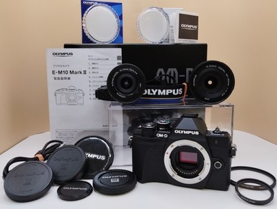 Olympus OM-D E-M10 MarkIII schwarz 14-42mm 40-150mm Near Mint!!!!! Japan...