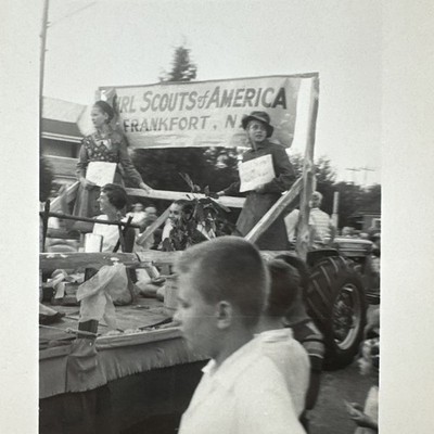 VINTAGE PHOTO Frankfurt New York Girl Scouts Of America Parade Float ORIGINAL
