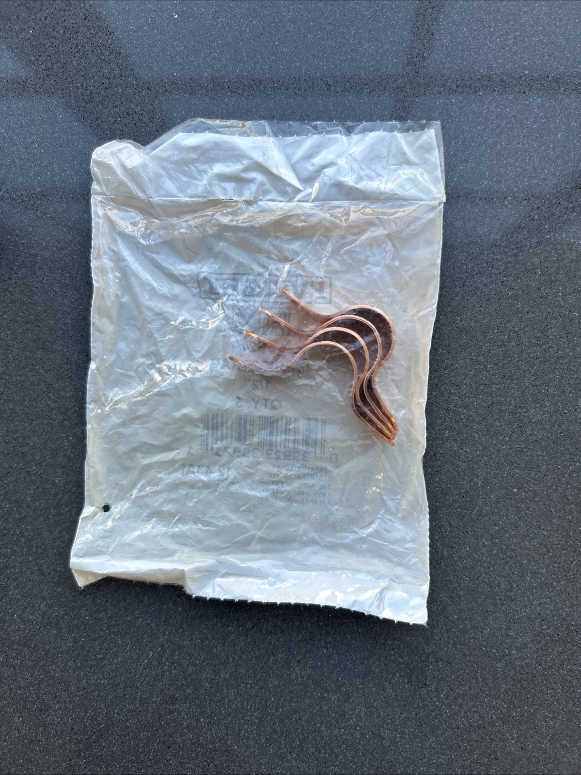Everbilt 889 512 (5pk) 1/2" Copper Tube Straps Lot of 5 683264820234 (Lot L)