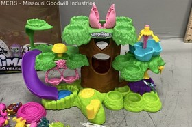Hatchimals Colleggtibles Hatchery Nursery Playset Figures Approx 69 Pcs