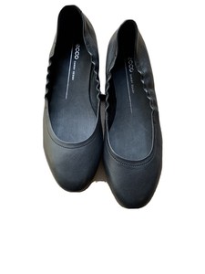 ecco incise enchant black