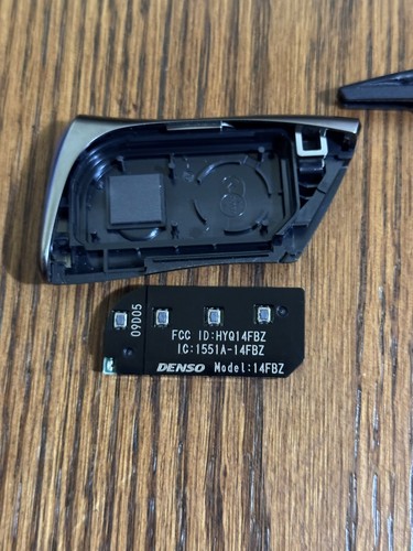 USED OEM 2020-2022 LEXUS ES350 SMART KEY KEYLESS REMOTE HYQ14FBZ - Picture 3 of 5