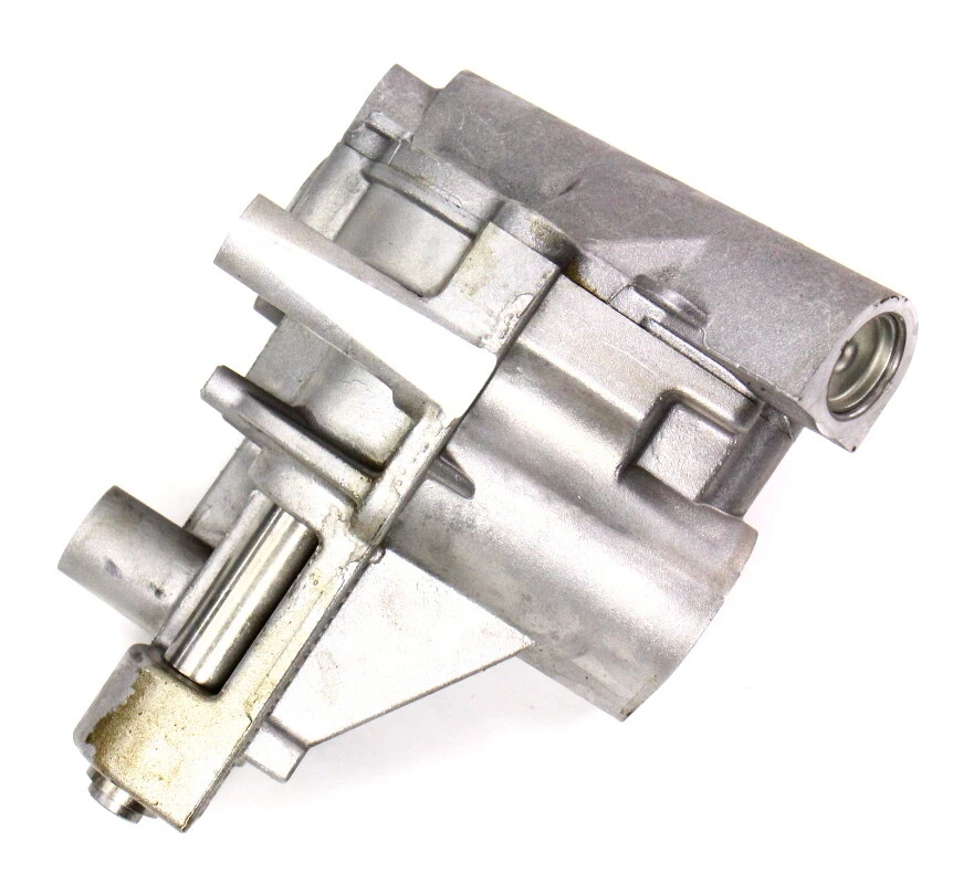 Engine Oil Pump 05-10 VW Jetta Golf Rabbit MK5 Beetle 2.5 Genuine 07K 115 105 F - Image 2 of 3