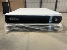 New Tempurpedic LuxeBreeze Soft  13.5" KING Size MATTRESS $6,299 (Free Shipping)