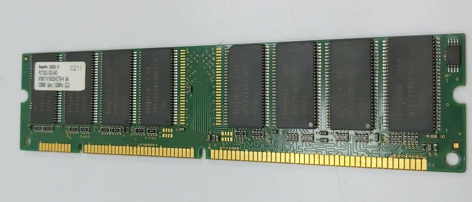 Hynix PC133U-333-542 HYM71V16635HCT8-H AA 128MB Sync 133 MHz CL3 SD RAM Memory - Image 4 of 4