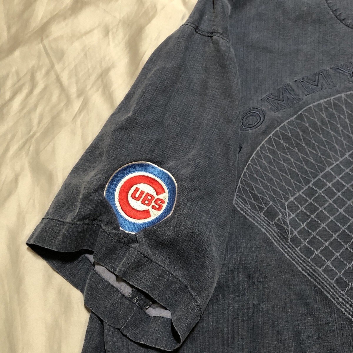 100 Silk Men's Chicago Cubs Tommy Bahama Baseball ButtonUp Shirt Size