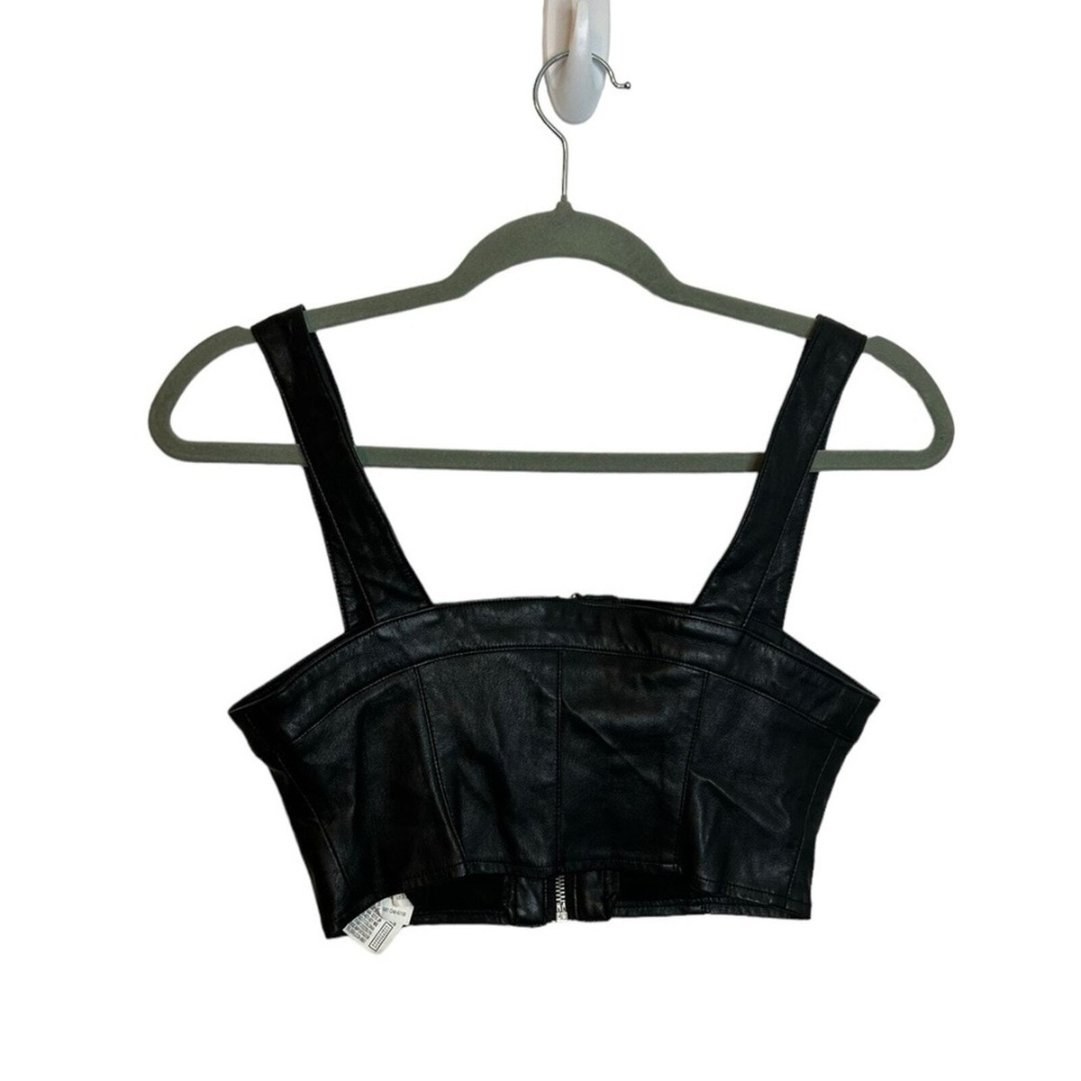 トップス Vegan Leather Front Zip Tops Eco-leather top with frontal zip :: LICHI - Online fashion store
