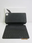 Apple iPad Smart Folio 11" Keyboard - Black (MXNK2C/A) French Canadian