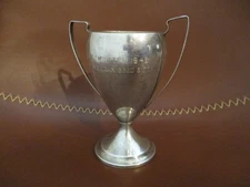 WESTMINSTER KENNEL CLUB 1945 STERLING SILVER TROPHY-2ND AMERICAN BRED BITCH 150g
