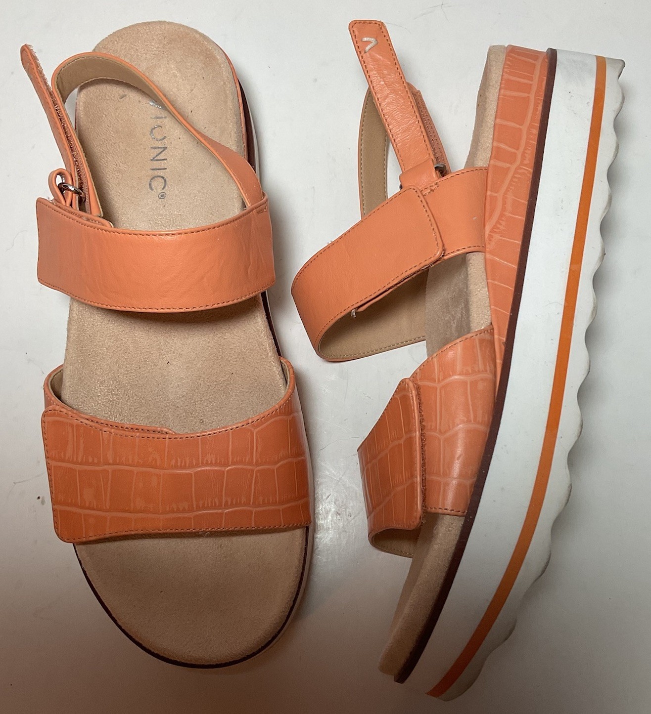 Vionic Brielle Crocodile Platform Supportive Comf… - image 1