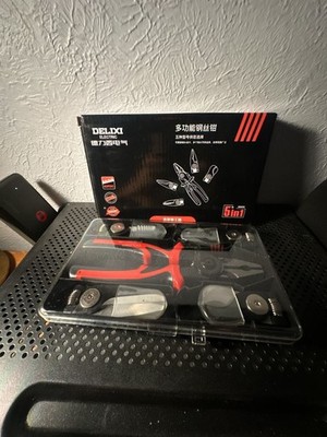 Delixi Electric 5-in-1 Multi-Functional Interchangeable Pliers Set