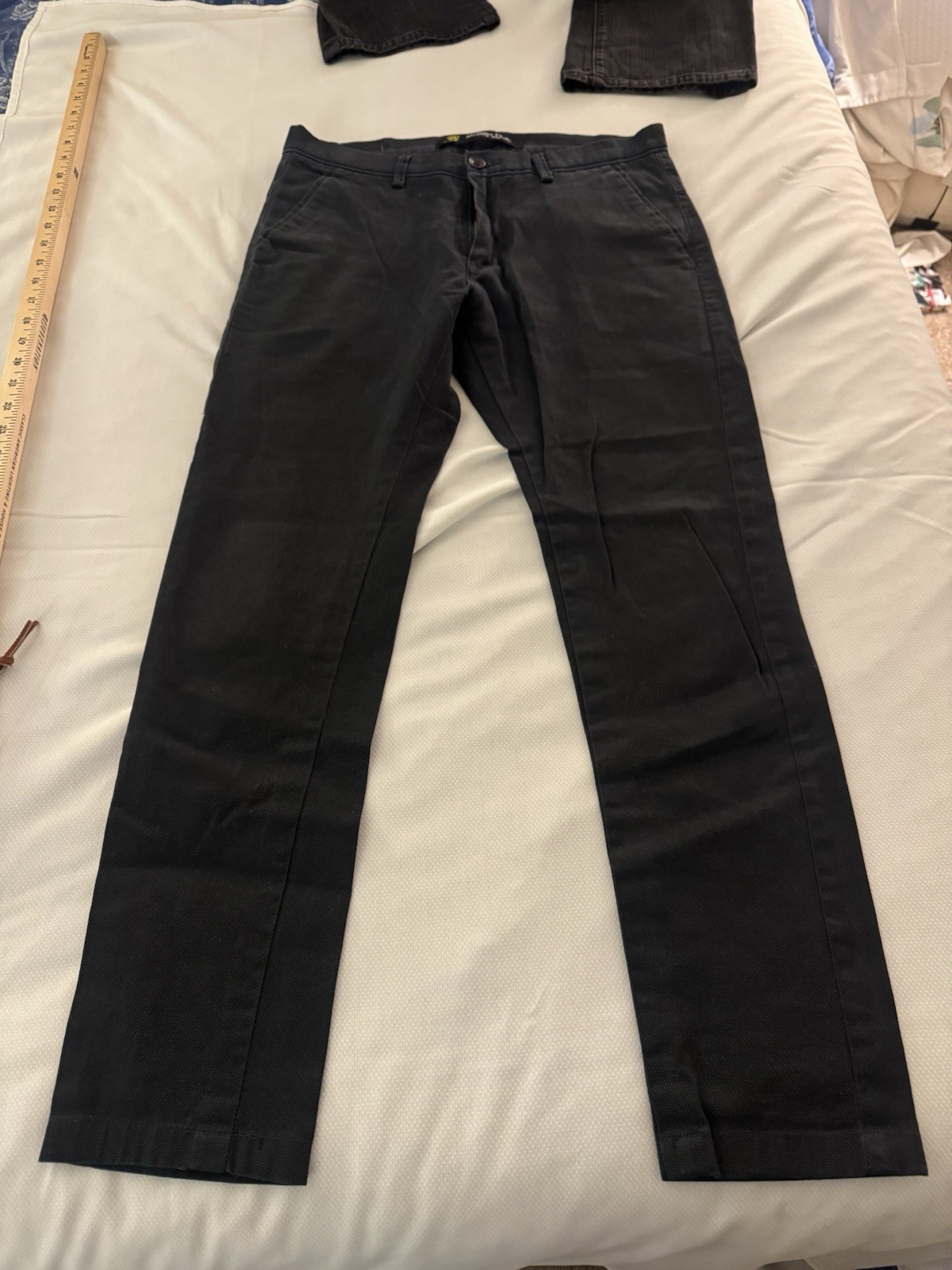 Massimo Dutti Men’s Designer Jeans Size 32 Faded Black Slim Fit Fine Cotton thumbnail 2