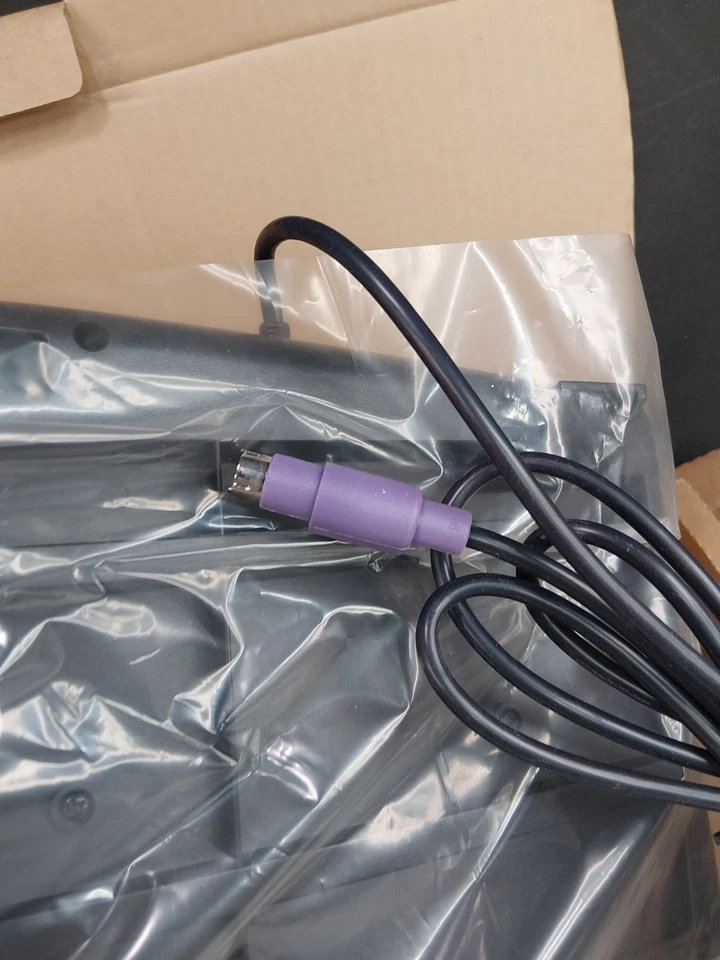 DELL PS/2 US 104-Key PC Windows Desktop Keyboard w/ 2 Button Ball Mouse Vintage - Image 4 of 4