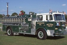Marshallton DE Engine 21-5 1977 Seagrave Pumper - Fire Apparatus Slide