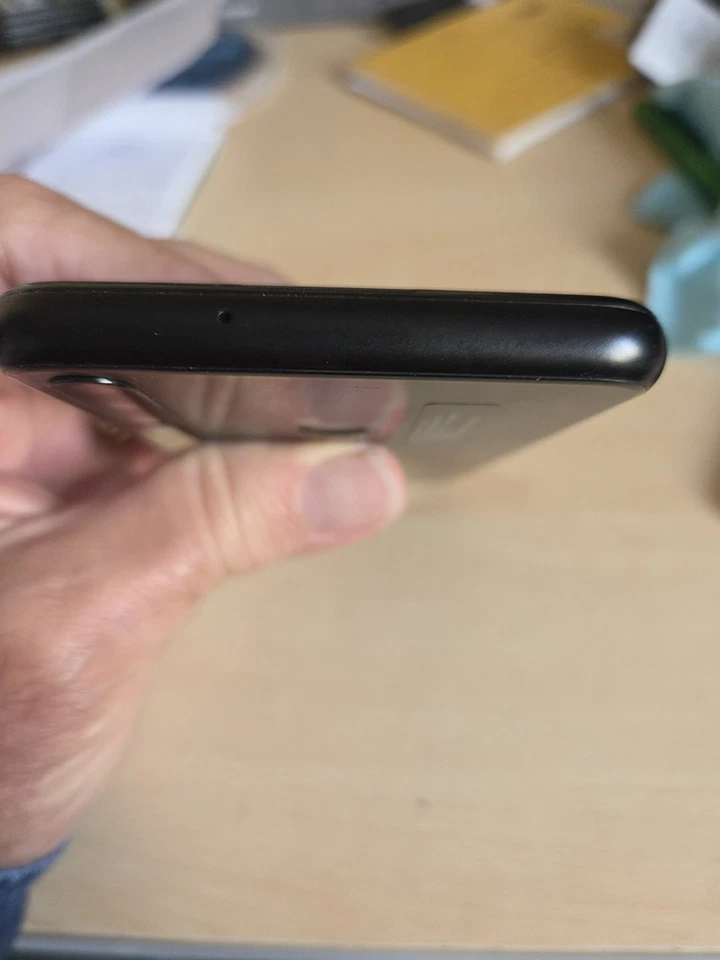 Huawei Y6 -Memoria Telefono 64GB - Ram 3Gb Midnight Black  - Immagine 2 di 4