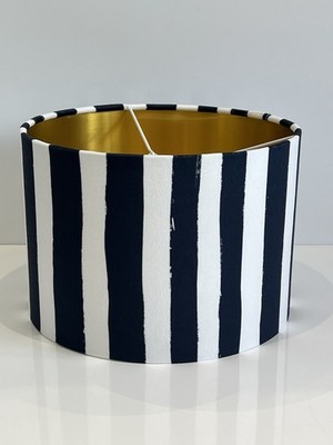 Neuer tief dunkelblauer Lampenschirm Pinselschaft vertikales Streifenmuster Samt 30 x 21 cm