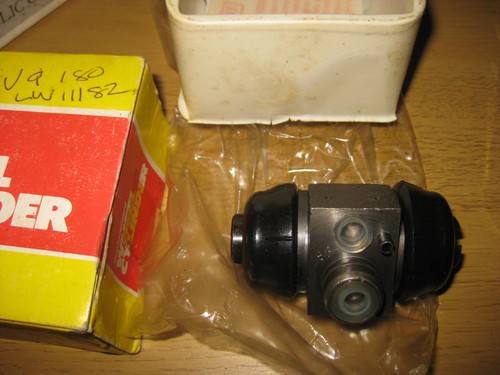 NEW R/H REAR WHEEL BRAKE CYLINDER - FITS: HILLMAN AVENGER (1972-76) - Picture 4 of 6