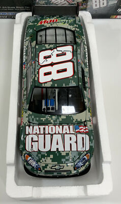 1:24 ACTION 2008 #88 GARDE NATIONALE CAMOUFLAGE NUMÉRIQUE