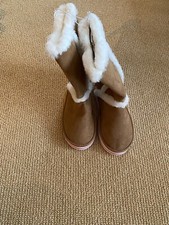Old Navy Girl's Brown Suede Fuzzy Fur Lined Boots, Size 3 New