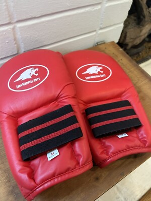 Lion Martial Arts Red Grappling Gloves Size Medium