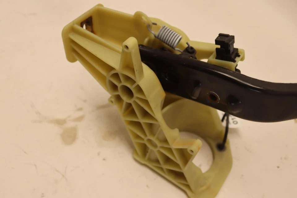 BMW 740LI F01 F02 2011-2015 PEDAL DE PARADA DE FRENO DE ESTACIONAMIENTO OEM Foto 4 de 4