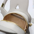 Foto 7 di 8