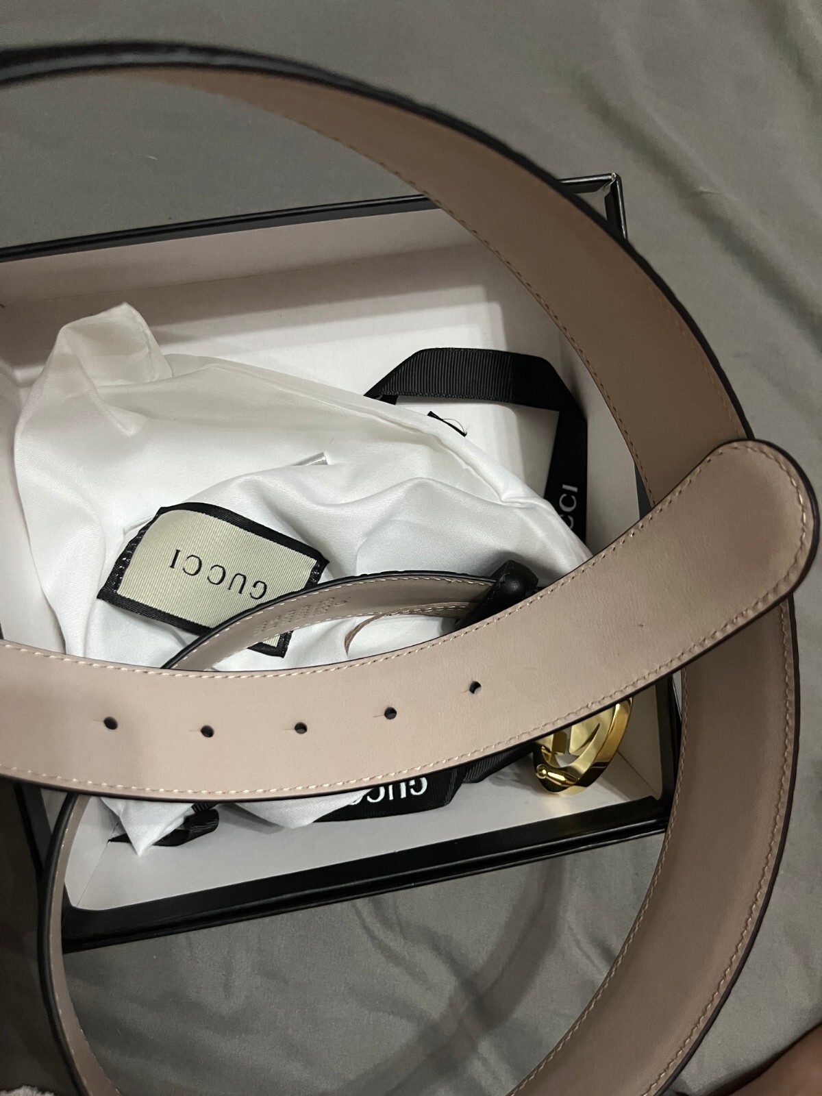 Gucci men's belt Classic vintage embossed belt Gem